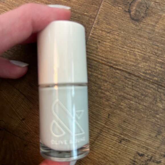 Olive & June Polish Bundle - Picture 7 of 7